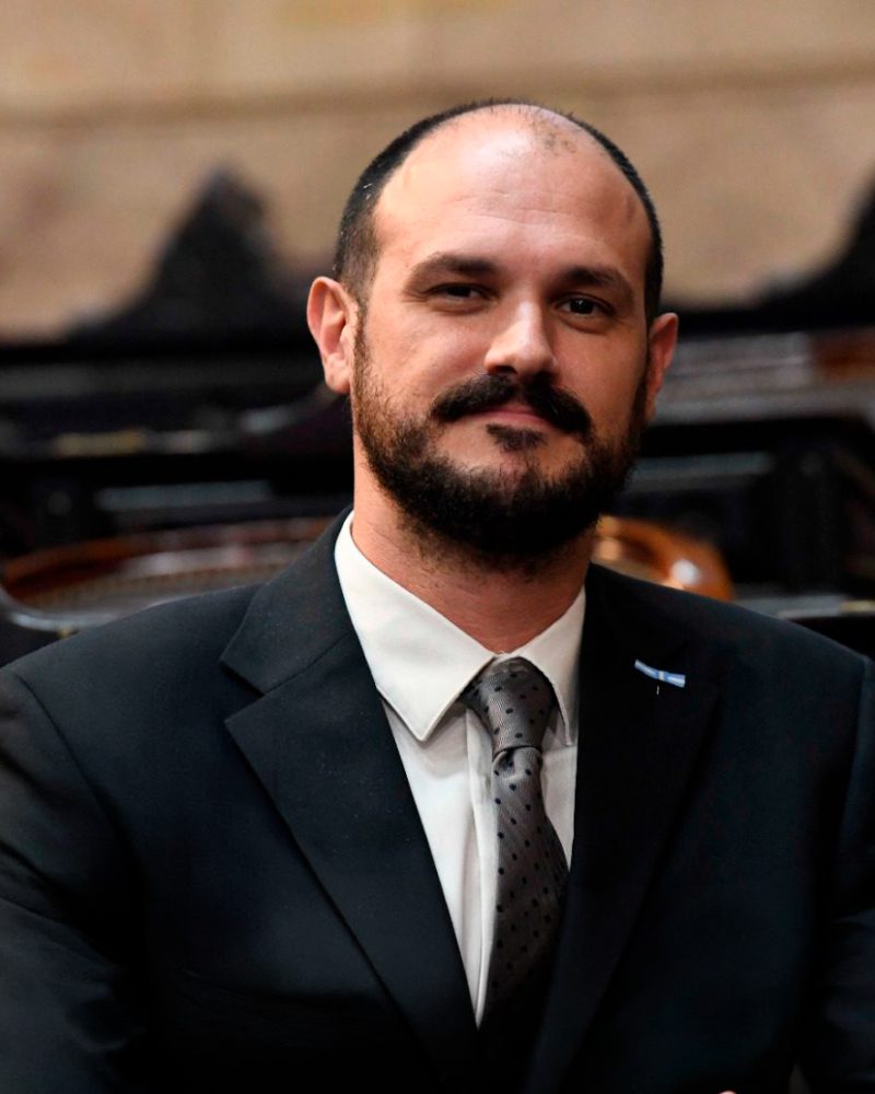 Santiago Santurio, Diputado Nacional, en su banca de la Cámara de Diputados